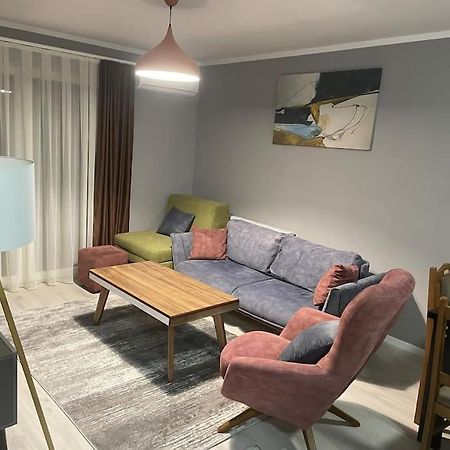 Sunny Prishtina Apartment 普里什蒂纳 外观 照片