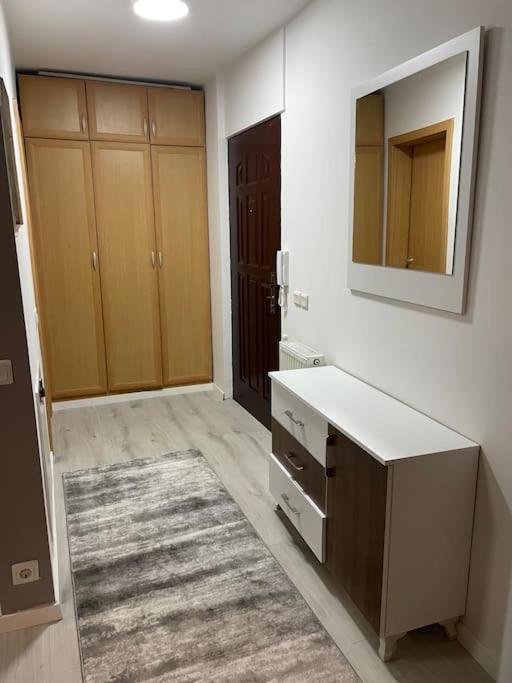 Sunny Prishtina Apartment 普里什蒂纳 外观 照片