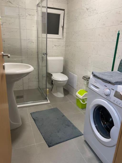 Sunny Prishtina Apartment 普里什蒂纳 外观 照片