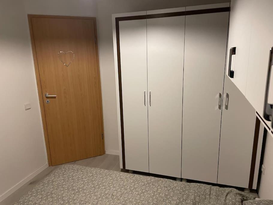 Sunny Prishtina Apartment 普里什蒂纳 外观 照片