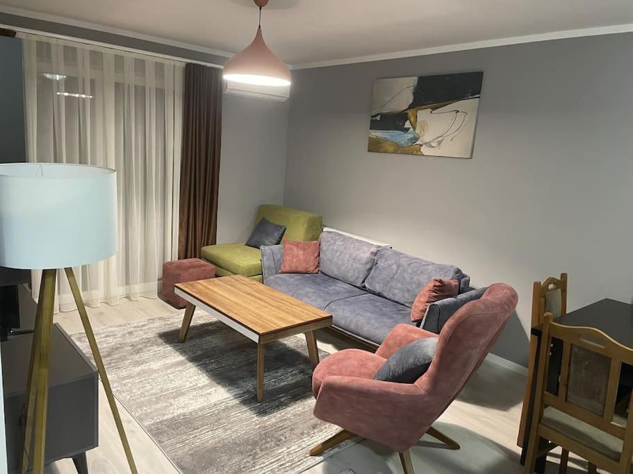 Sunny Prishtina Apartment 普里什蒂纳 外观 照片